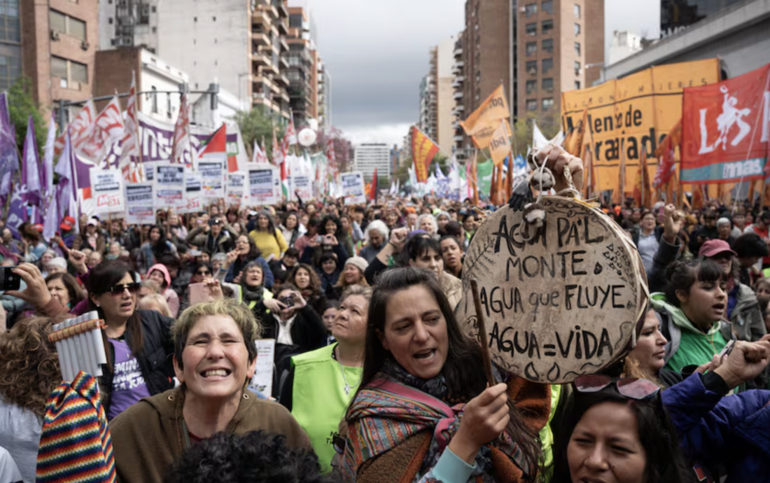 Marea joven y cultura transfeminista: Córdoba se colmó en la apertura del 39° Encuentro Plurinacional