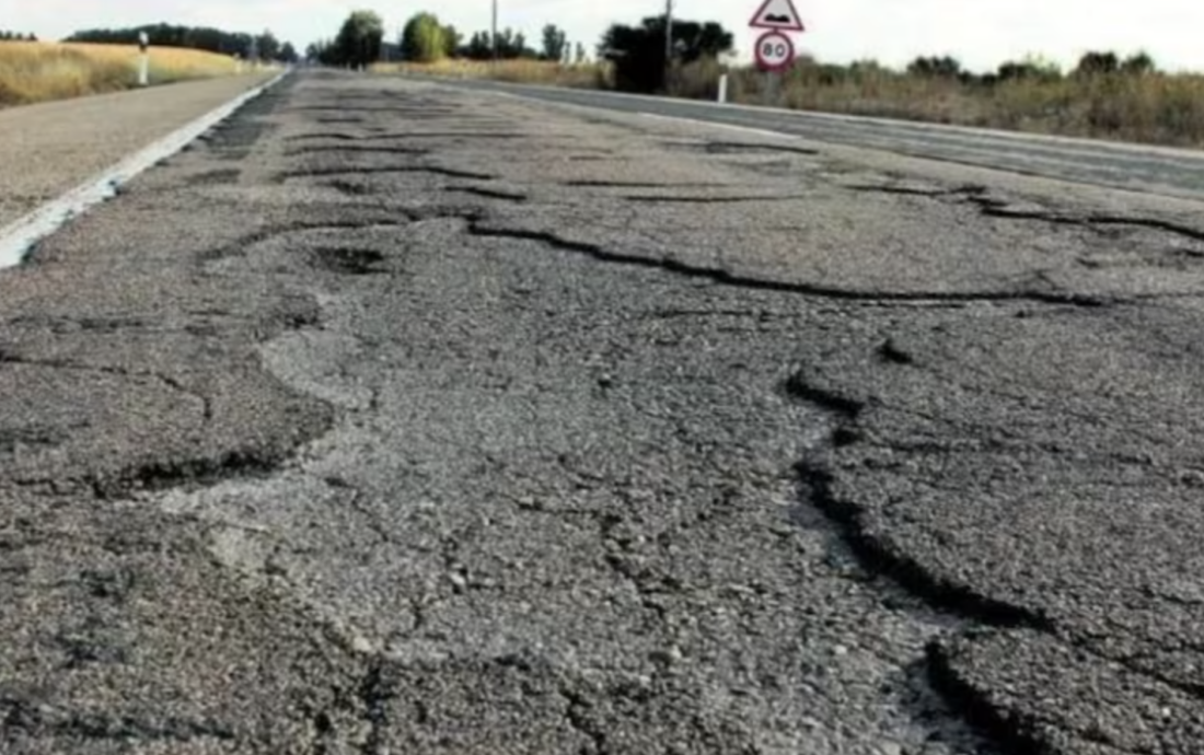 Rutas destruidas: el costo humano y económico del abandono vial